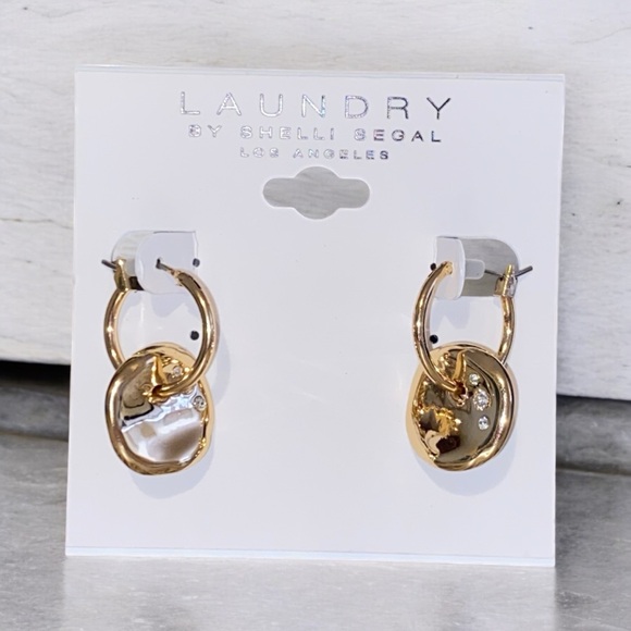 Laundry by Shelli Segal Gold Earrings - Picture 1 of 3